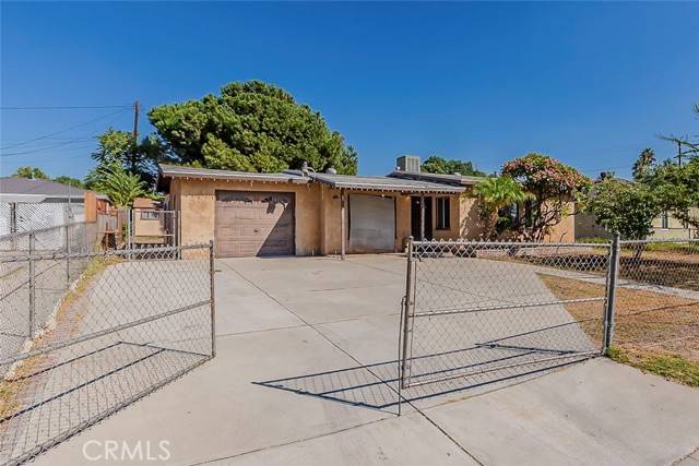 Fontana, CA 92335,15317 Athol Street