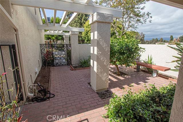 Laguna Woods, CA 92637,3329 Bahia Blanca #A