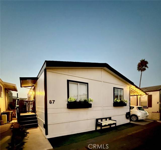 Huntington Beach, CA 92648,7652 Garfield Avenue #87