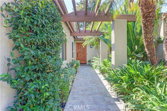 Laguna Woods, CA 92637,3270 San Amadeo #B