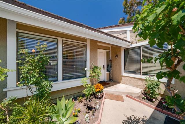 Irvine, CA 92604,34 Lone Pine #40