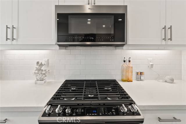 Costa Mesa, CA 92627,697 W 17th