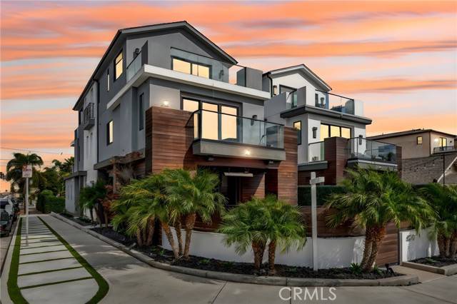 Huntington Beach, CA 92648,620 Huntington Street