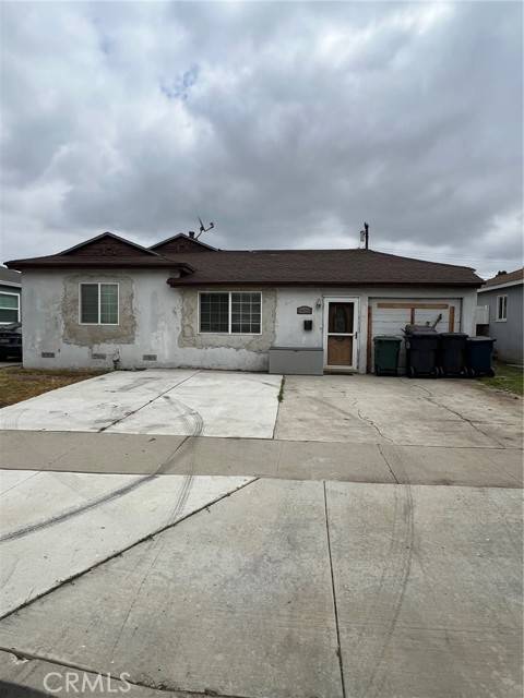 Compton, CA 90222,14016 S Albertson Avenue