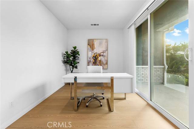 Irvine, CA 92614,249 Steely