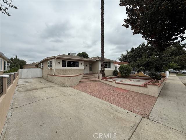 Van Nuys (los Angeles), CA 91405,7056 Natick Avenue