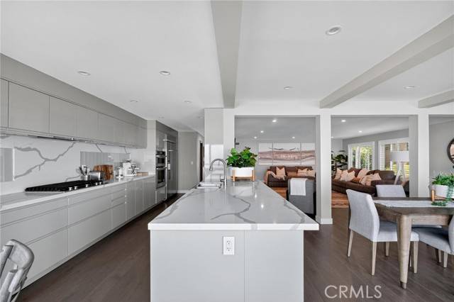Laguna Beach, CA 92651,865 Quivera Street