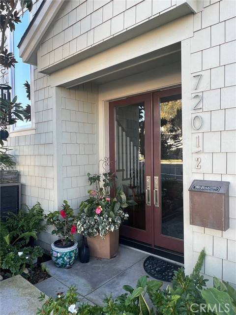 Corona Del Mar (newport Beach), CA 92625,720 Poinsettia Ave