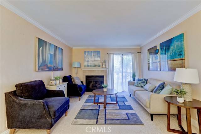 Laguna Hills, CA 92653,25541 Indian Hill #O