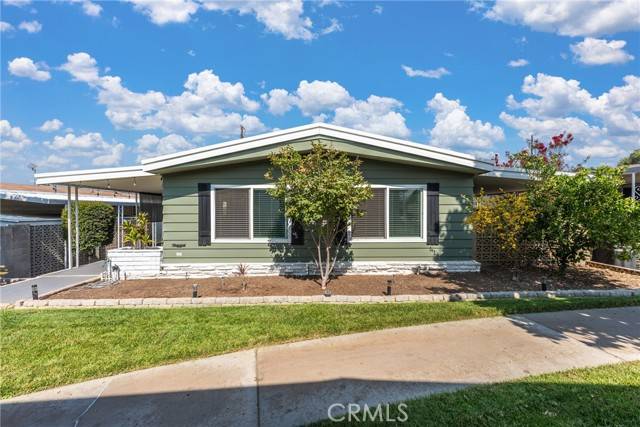 Yorba Linda, CA 92886,16774 Lake Tree Drive #273