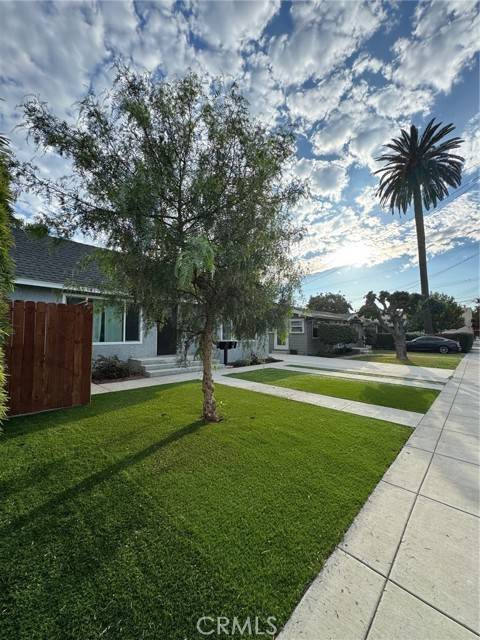 Fullerton, CA 92832,122 E Brookdale