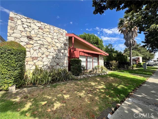 Fullerton, CA 92831,1909 E WILSHIRE