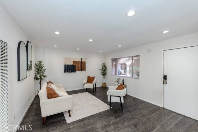 Huntington Park, CA 90255,6100 Rugby Avenue #108