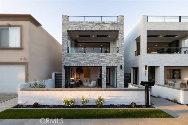 Seal Beach, CA 90740,1313 Ocean Avenue