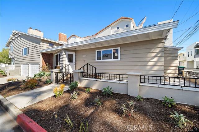 Corona Del Mar (newport Beach), CA 92625,3212 2nd Avenue