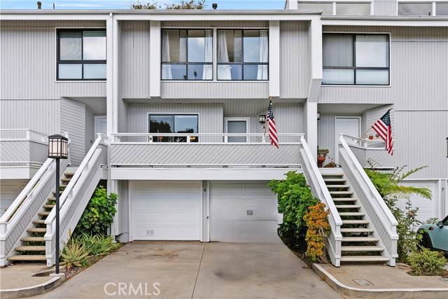 Newport Beach, CA 92663,6 Serena Court