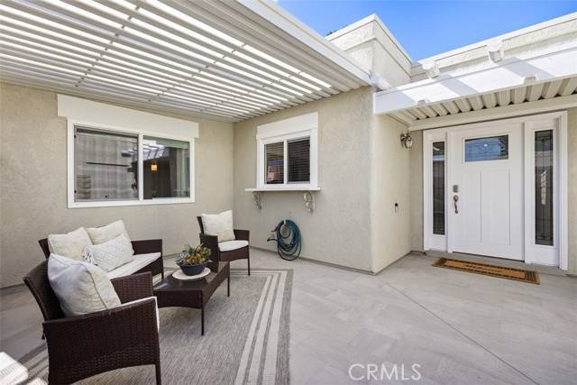 Laguna Woods, CA 92637,2263 Via Puerta #D