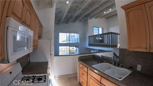 Marina Del Rey, CA 90292,124 Buccaneer Street #1