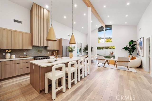 Huntington Beach, CA 92647,17442 Coronado Lane