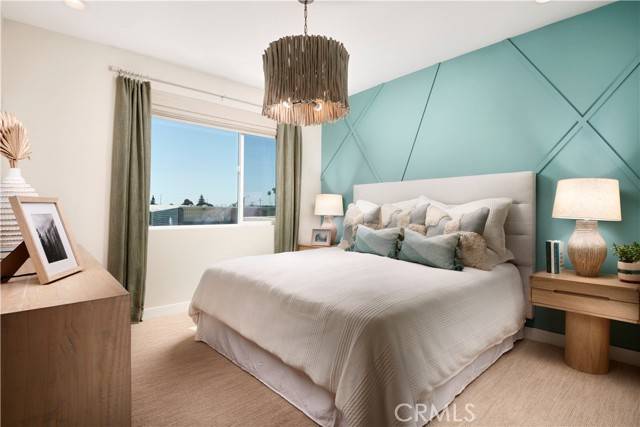 La Habra, CA 90631,304 E Whittier Boulevard