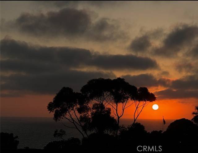 Laguna Beach, CA 92651,30802 Coast #C6