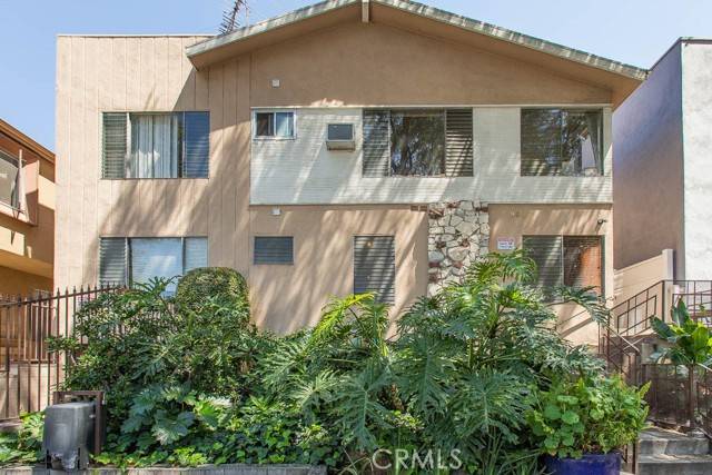 West Hollywood, CA 90046,930 N Stanley Avenue #4