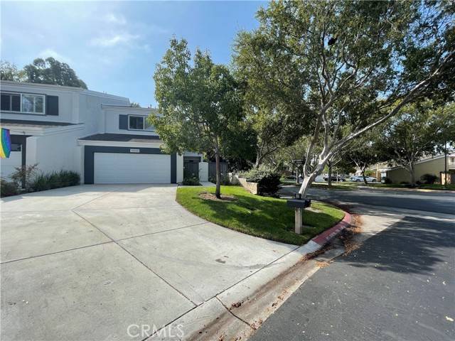 Huntington Beach, CA 92648,19686 Surfbreaker Lane