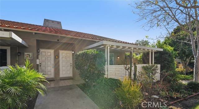 Laguna Woods, CA 92637,617 Avenida Sevilla #D