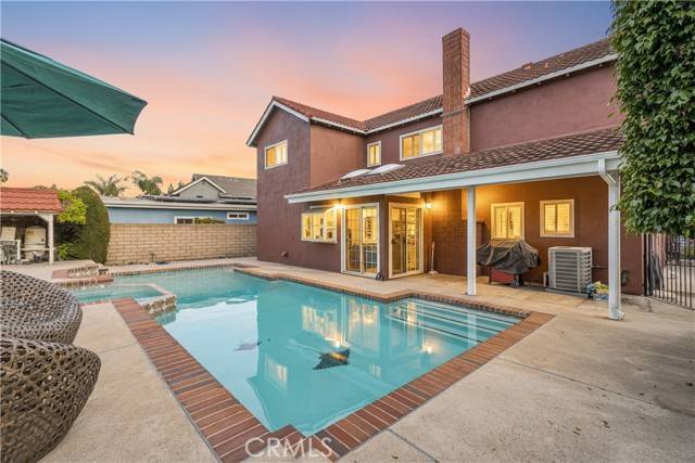 Lake Forest (el Toro), CA 92630,22911 Plainview