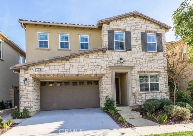 Lake Forest (el Toro), CA 92630,22 Lark