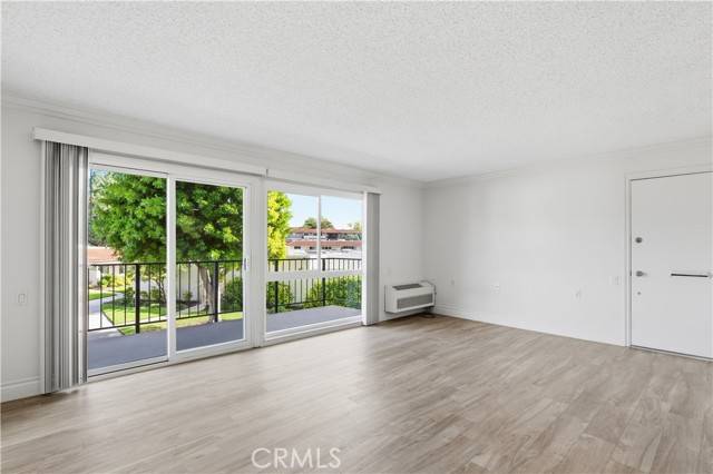 Laguna Woods, CA 92637,2266 Via Puerta #A