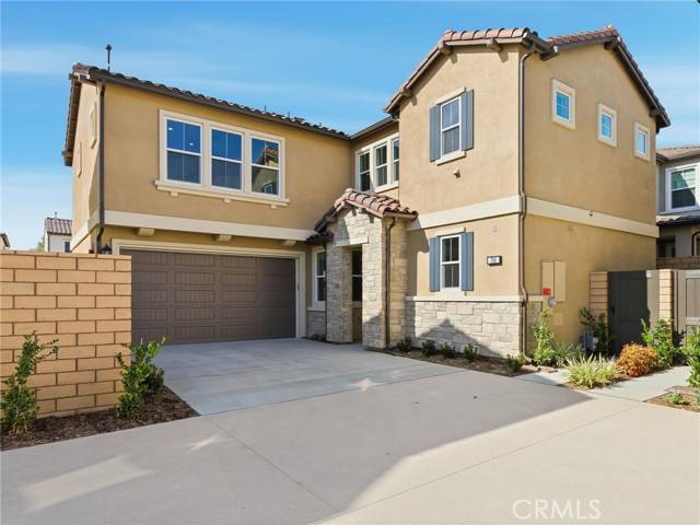 Placentia, CA 92870,708 McFadden Street