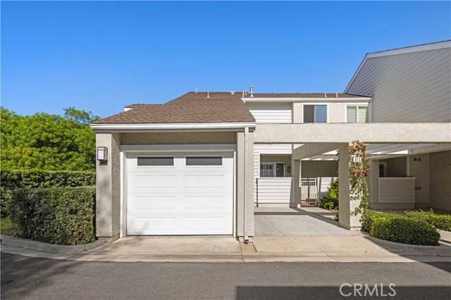 Irvine, CA 92606,415 Deerfield