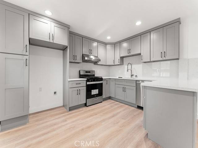 Santa Ana, CA 92704,308 S Laurel Street #C