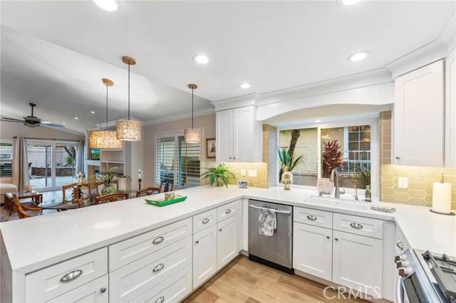 Lake Forest (el Toro), CA 92679,19185 Echo Pass