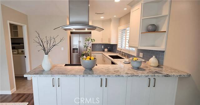 Tustin, CA 92780,2352 Dahlia Dr