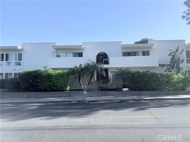 Laguna Woods, CA 92637,2179 Via Puerta #B