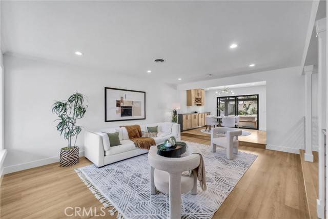 Huntington Beach, CA 92646,21621 Kaneohe