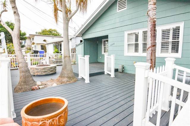 San Diego, CA 92107,2226 Etiwanda Street