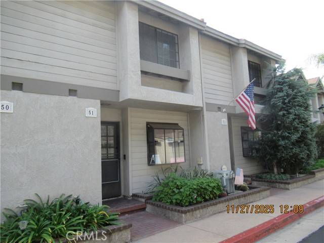 Fullerton, CA 92831,2220 E Chapman #51