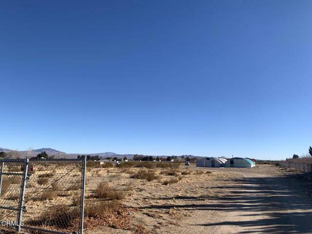 Lucerne Valley, CA 92356,10015 Custer Avenue