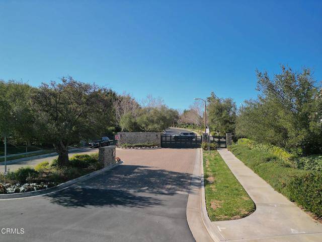 Valencia (santa Clarita), CA 91381,25625 Birchleaf Court