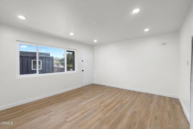 Los Angeles, CA 90026,624 Silver Lake Boulevard #3