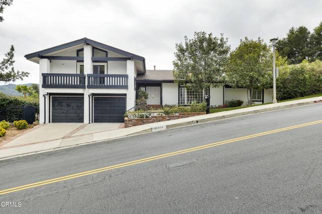 Tarzana (los Angeles), CA 91356,19542 Greenbriar Drive