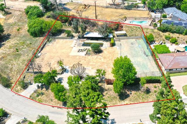 Altadena, CA 91001,1561 Gaywood Drive