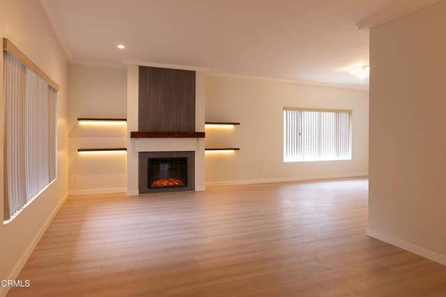 Glendale, CA 91206,234 N Kenwood Street #202