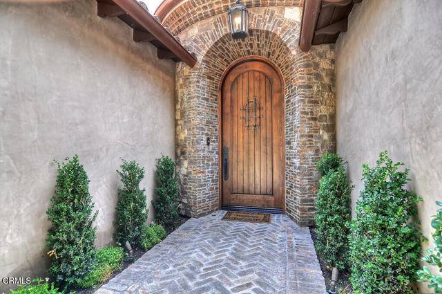 La Canada Flintridge, CA 91011,4080 Hampstead Road