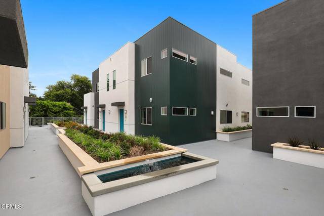 Altadena, CA 91001,2000 Lake Avenue #1