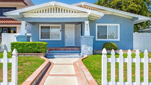 La Habra, CA 90631,311 W La Habra Boulevard