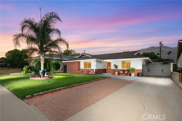 Pasadena, CA 91104,2415 Casa Grande Street